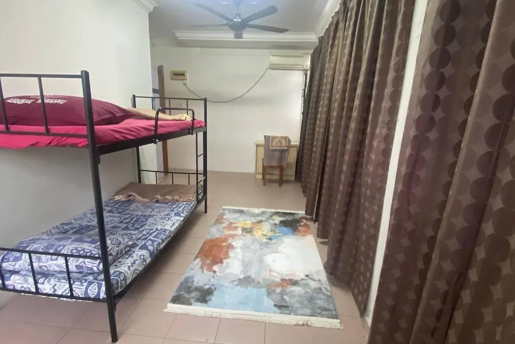 Srinibong Hotel Apartment Nibung Tebal Malaysia