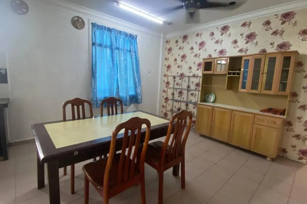 Srinibong Hotel Apartment Nibung Tebal 0*,  Malaysia